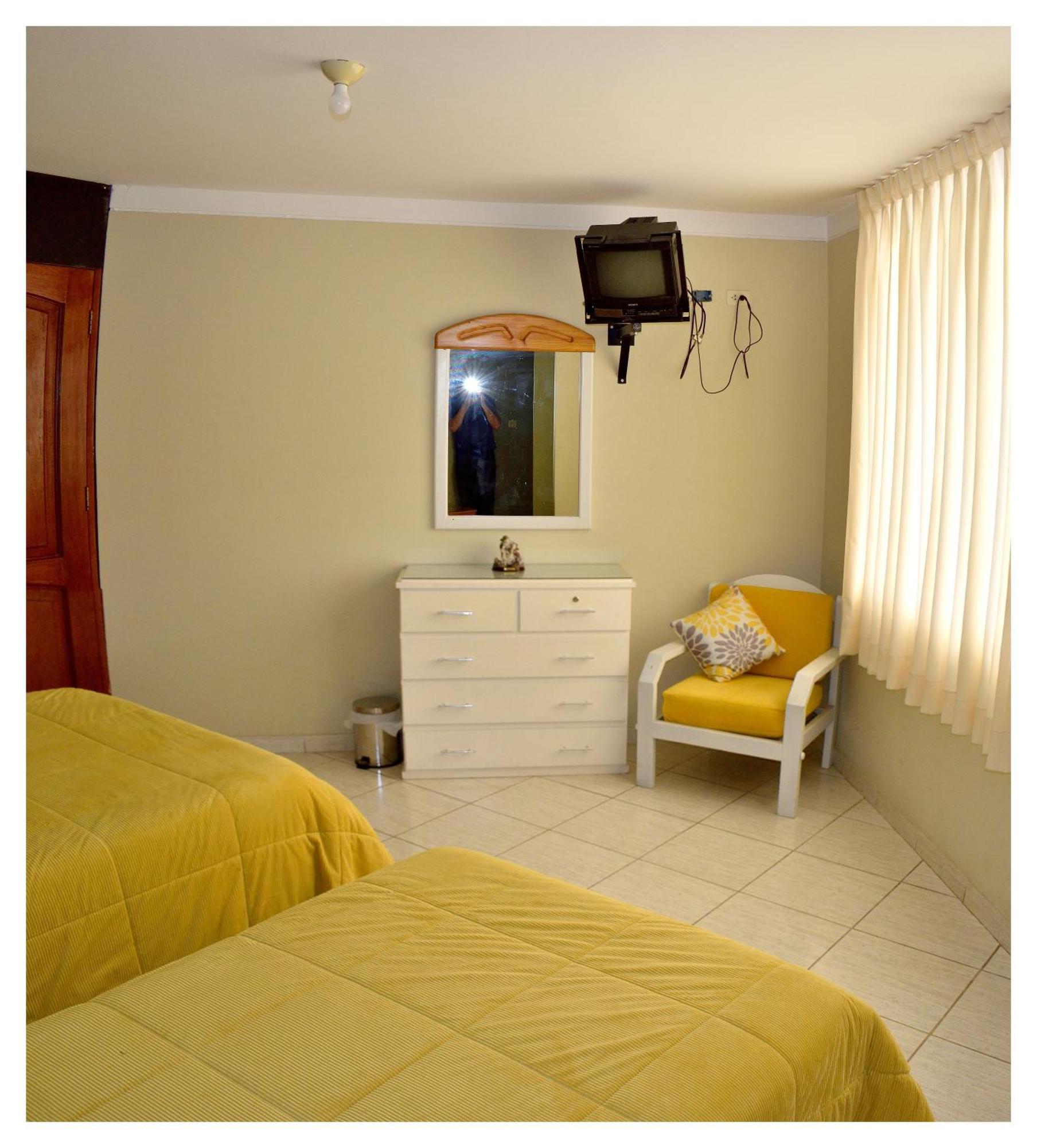 Hospedaje La Casa Blanca Урбанисасьон-Буэнос-Айрес Экстерьер фото